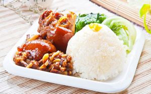 “隆江豬腳”：古鎮(zhèn)美食味綿長(zhǎng)